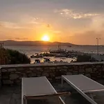 Sunset Pounda Vila